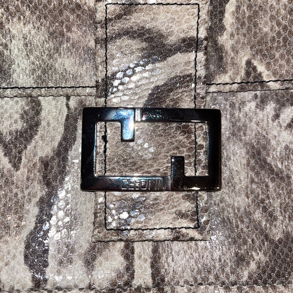 Original (Made in Italy) Cecconi brown snake print handbag with black strap. - Picture 2 of 6